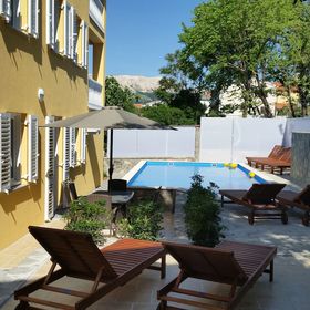 Apartmanok Medencével Baska, Krk - 18733 Baška