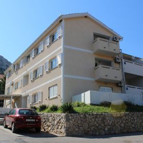 Apartmanok Parkolóhellyel Baska, Krk - 18794 Baška