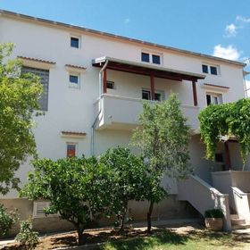 Apartmanok Parkolóhellyel Sveti Filip I Jakov, Biograd - 18810 Sveti Filip I Jakov