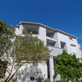 Apartmanok Parkolóhellyel Mandre, Pag - 18839 Mandre