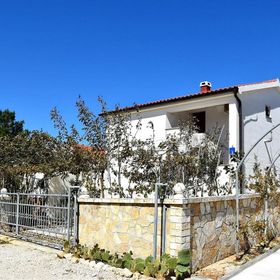 Apartmanok Parkolóhellyel Vrsi - Mulo, Zadar - 18849 Vrsi - Mulo
