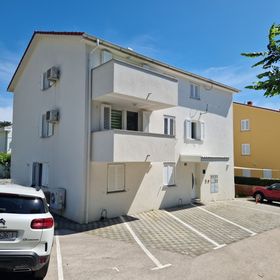 Apartmanok Parkolóhellyel Baska, Krk - 18873 Baška
