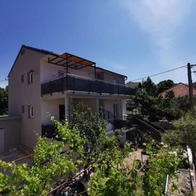 Apartmanok Parkolóhellyel Pakostane, Biograd - 18979 Pakoštane