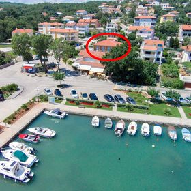 Apartmanok A Tenger Mellett Cizici, Krk - 19177 Čižići