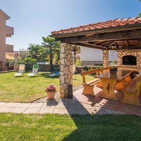 Apartmanok A Tenger Mellett Malinska, Krk - 19227 Malinska