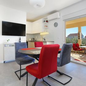 Apartmanok Parkolóhellyel Kastel Gomilica, Kastela - 19248 Kaštel Gomilica