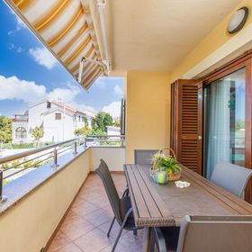 Apartmanok Parkolóhellyel Punat, Krk - 19318 Punat