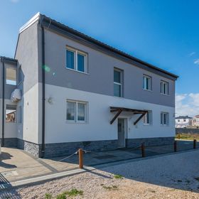 Apartmanok Parkolóhellyel Vir - 19332