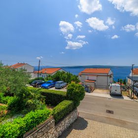 Apartments Rak Dramalj