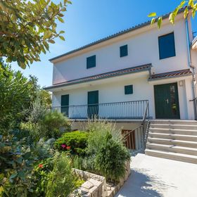 Apartments Lončarić Crikvenica