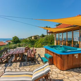 Apartments Ljiljana Supetarska Draga