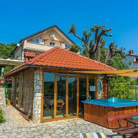 Apartments Ljiljana Supetarska Draga