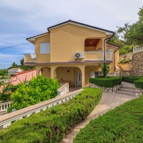 Apartments Ljubica Kampor