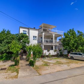 Apartments Tajči Jadranovo