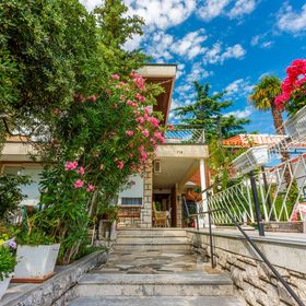 Apartments Kamen Dramalj