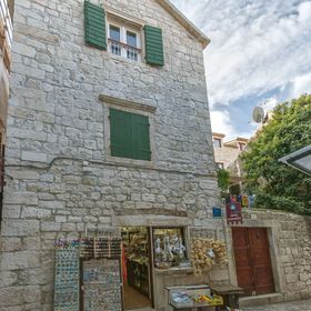 Apartment and Room Ivica Trogir