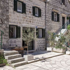 House Heritage Stari Grad