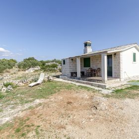 House Lučica Splitska