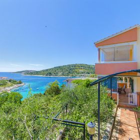 Apartments Otjana Sevid