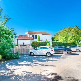 Apartment VESNA Pinezici