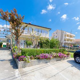 Apartments Mijatović Lopar