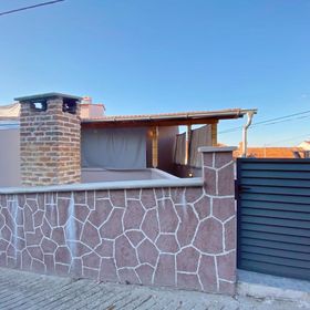 House Roko and Karla Preko