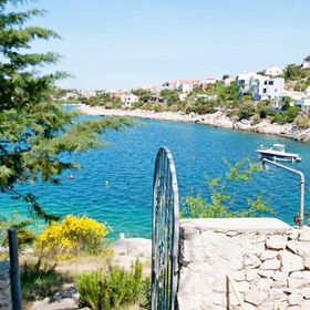 Apartment Jelka Razanj II