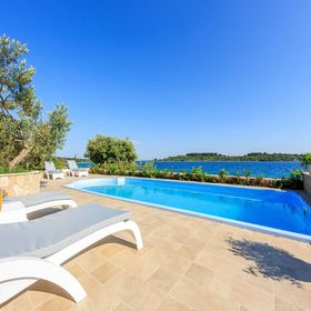 Villa Renata Okrug Gornji