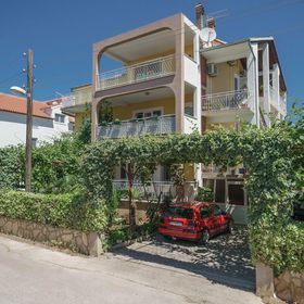 Apartments Ivka Vodice