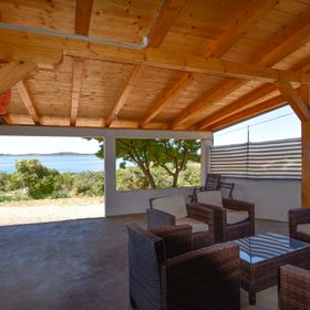 House Romano Nevidane