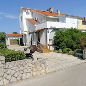 Apartments KLETUŠ Krk