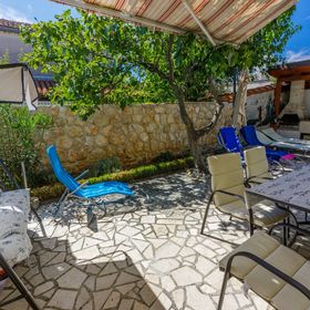 Apartments Stivic Selce