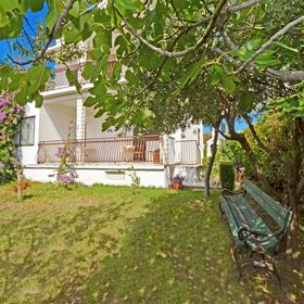 Apartments Petar Rogoznica