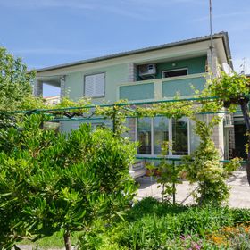 Apartments Ruzica Banjol II