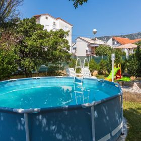 Apartments Ksenija Jadranovo