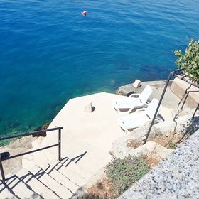 Apartments LILLY BY THE SEA Tribanj