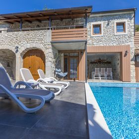 Villa Zen Tribalj II