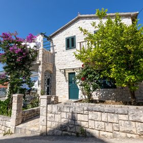 Apartment Pepica Postira