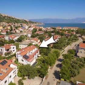 Apartments Fam Tomasic Baska