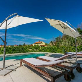 Apartments Pool Fazana