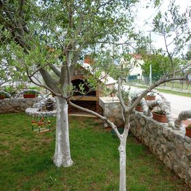 Apartments MATOŠ Seline