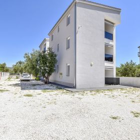 Apartments Zdeslav Rogoznica