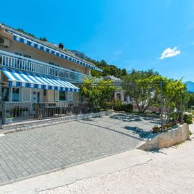 Apartments Mario Brela