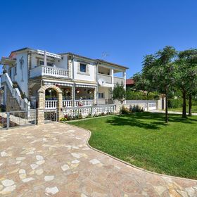 Apartments Rote Rosen Sabunike