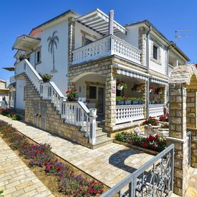 Apartments Rote Rosen Sabunike