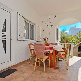 Apartment NADA Rogoznica II