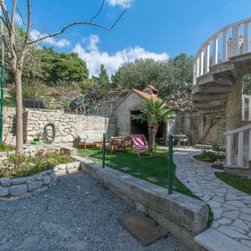 Apartments Clarus Mare Duce