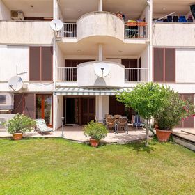 Apartments Mrs Brightside Split