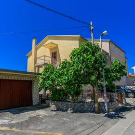 Apartments Mirena Crikvenica