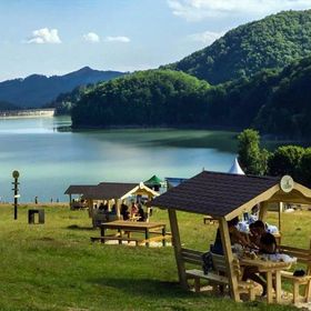 Căsuța dintre brazi Valea Doftanei